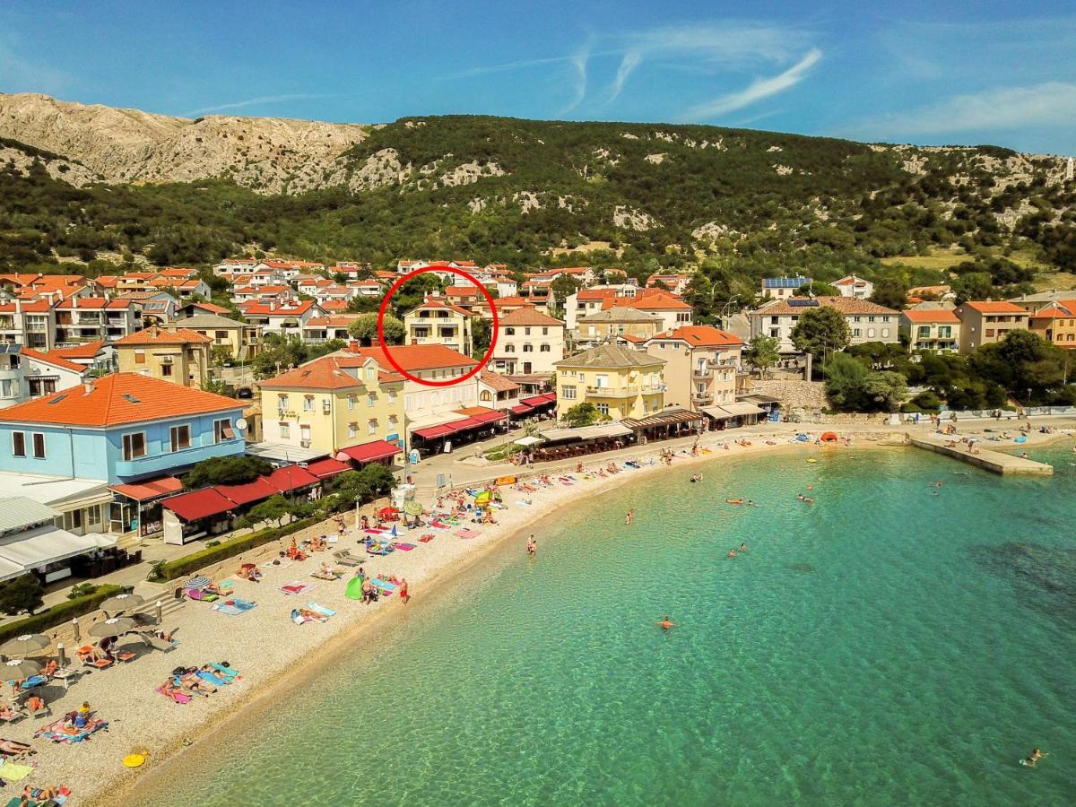 Studio Apartments Cavrak With Terrace Baška Exteriör bild