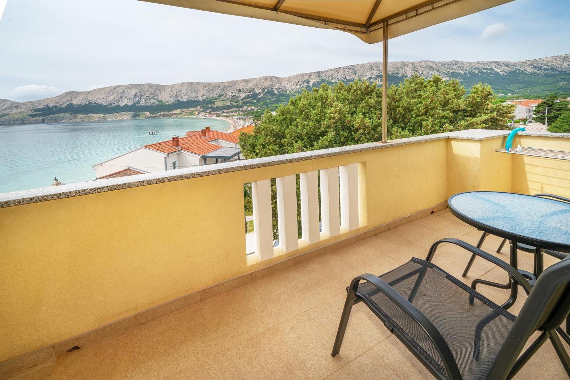 Studio Apartments Cavrak With Terrace Baška Exteriör bild